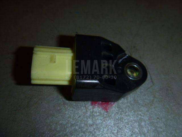 Датчик AIR BAG 8983142010 Toyota