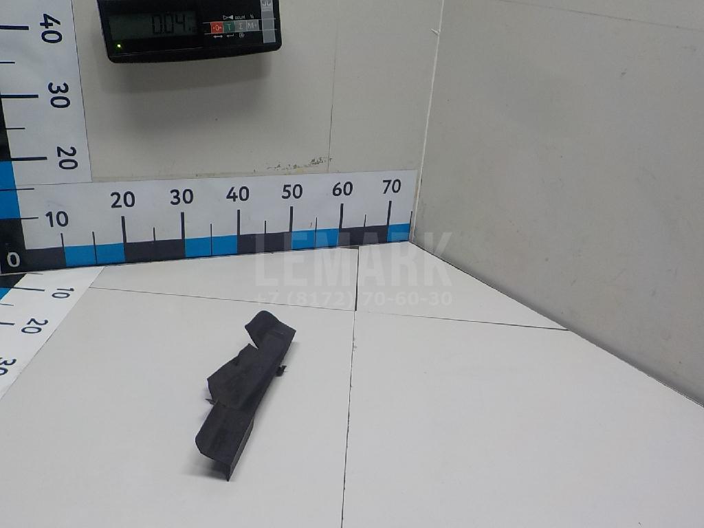 Воздуховод радиатора левый