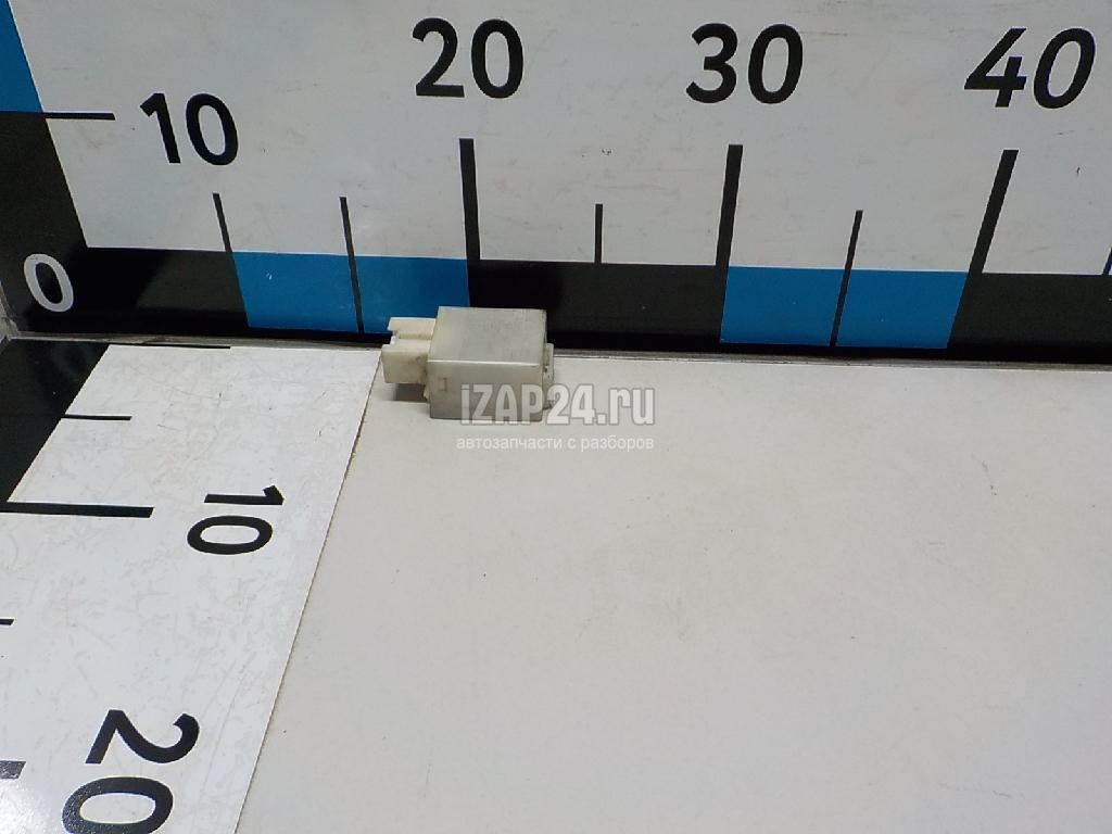 GJ6A66830 Реле поворотов Mazda MPV II (LW) (1999 - 2006)