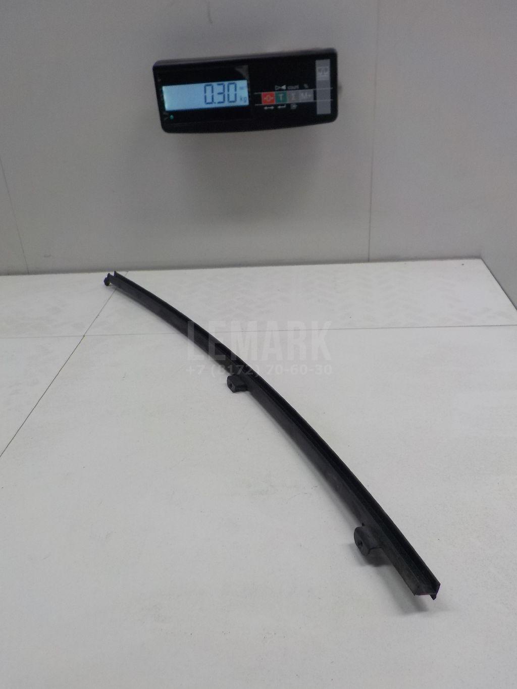 Направляющая стекла двери 6740842030 Toyota