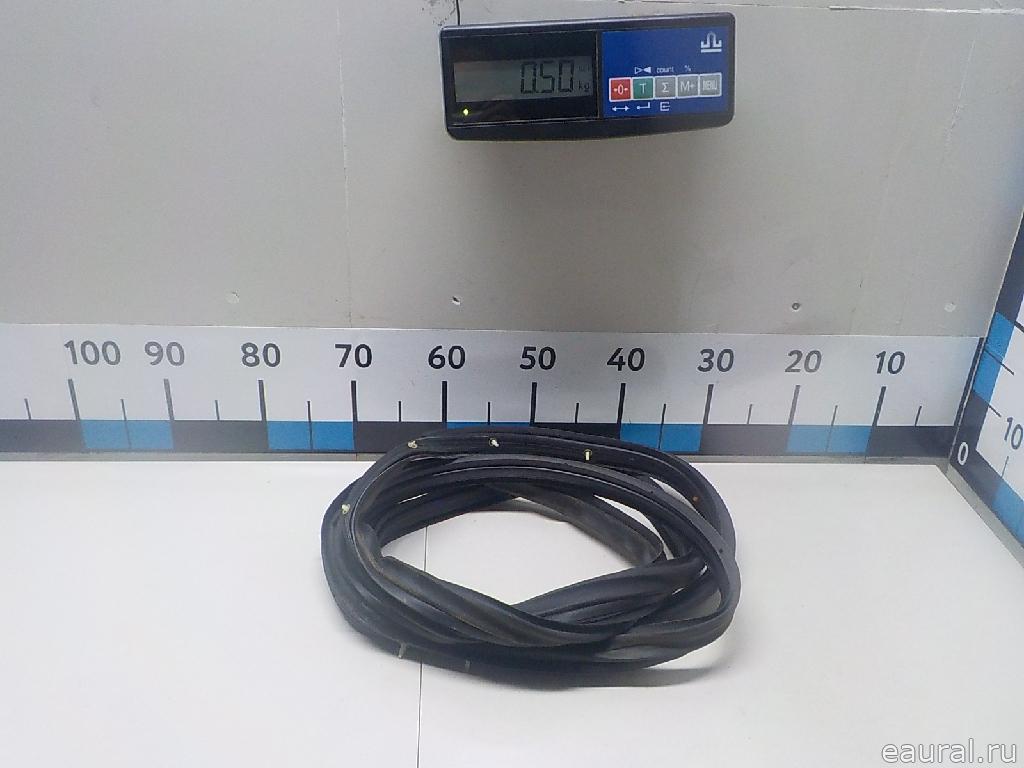 Уплотнитель двери