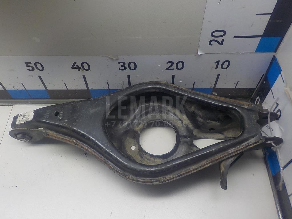 Рычаг задний поперечный правый