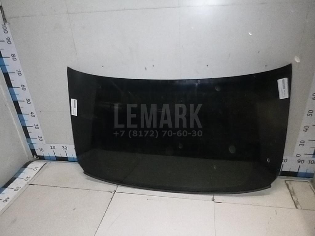 Стекло двери багажника