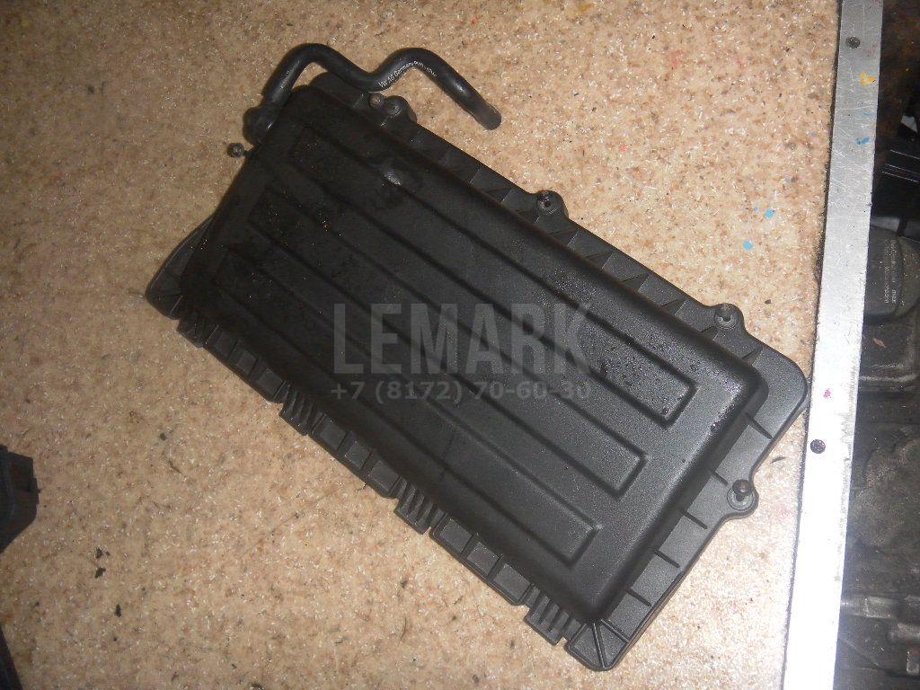 Корпус воздушного фильтра 036129611CD VAG
