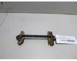 Крепление аккумулятора для Mitsubishi Grandis (NA#) 2004-2010 б/у состояние хорошее