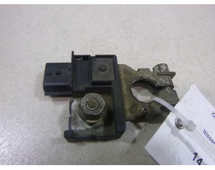 Клемма аккумулятора минус для Nissan Teana J32 2008-2013 с разбора состояние отличное