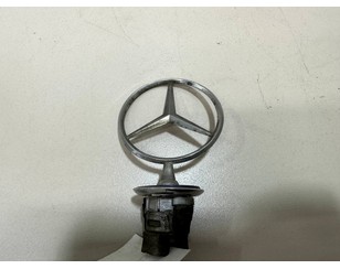 Эмблема для Mercedes Benz W213 E-Klasse 2016> с разборки состояние хорошее