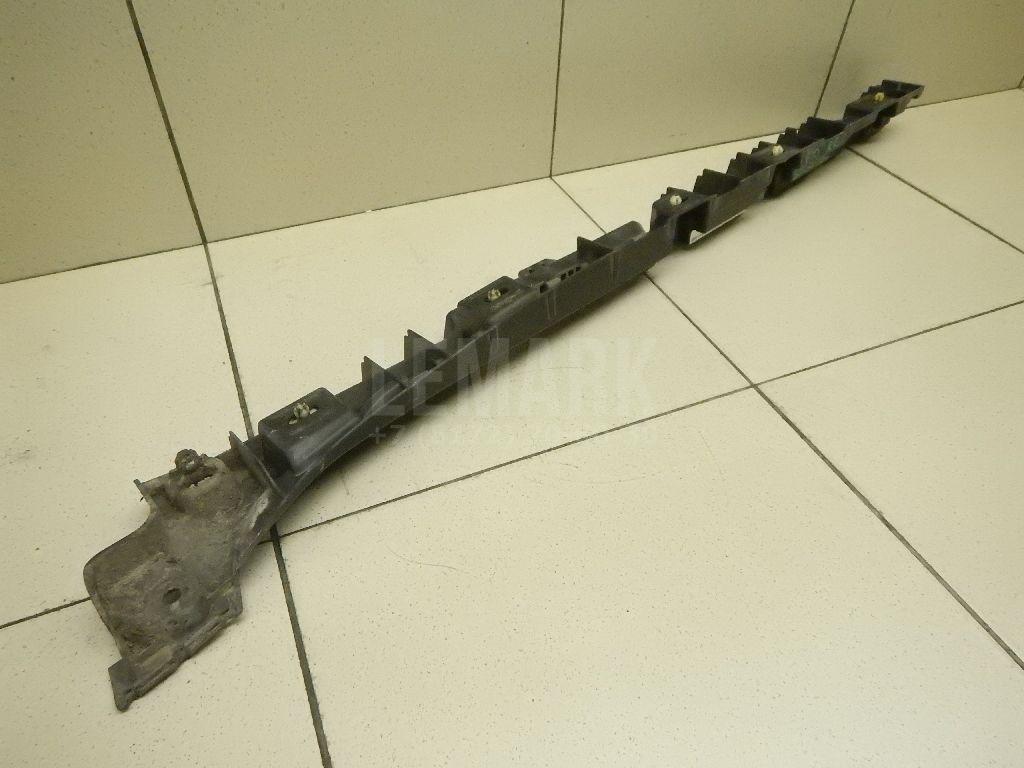 Кронштейн накладки на порог (наружней)