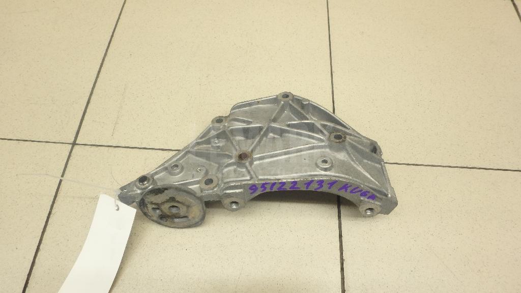Кронштейн генератора 9682367380 Citroen-Peugeot