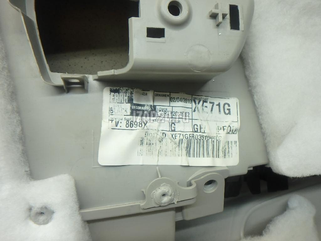 676100T010C1 Обшивка двери передней правой Toyota Venza (2009 - 2017)