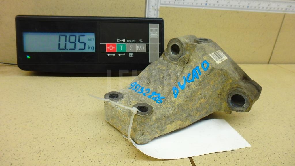 Кронштейн двигателя передний для  Fiat Albea 2002-2012