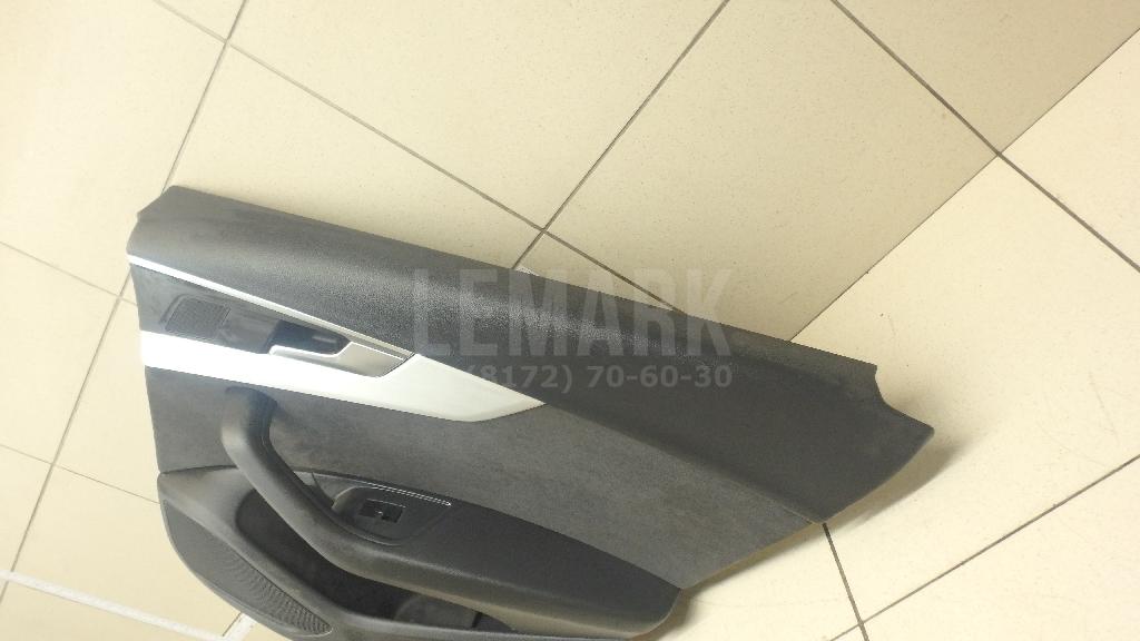 Обшивка двери задней правой для  BMW X5 G05 2018