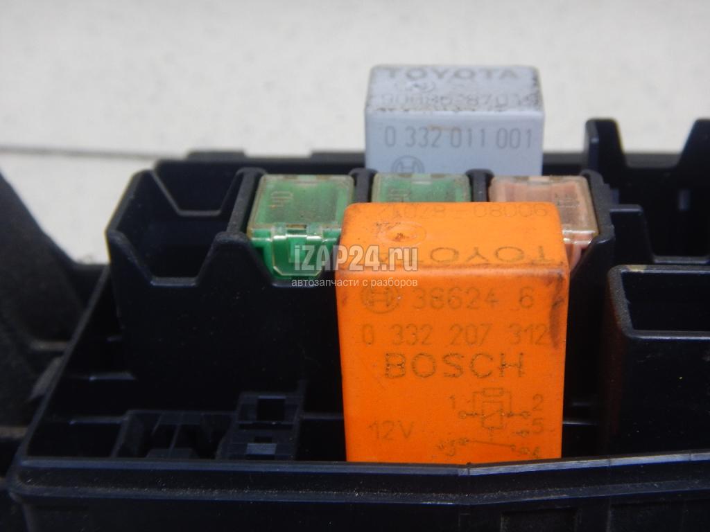8274105030 Блок реле Toyota CorollaVerso (2004 - 2009)