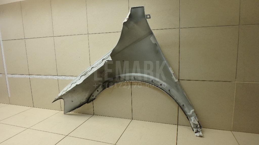 Крыло переднее правое для  Cadillac CTS 2002-2008
