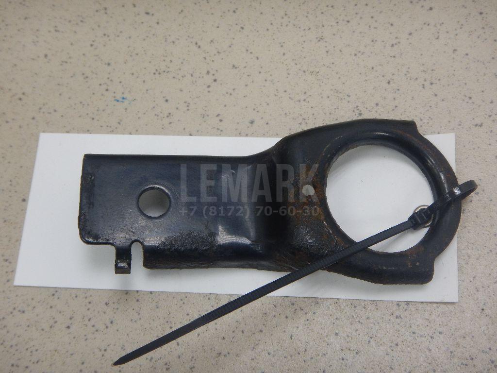 Кронштейн радиатора 1653328030 Toyota