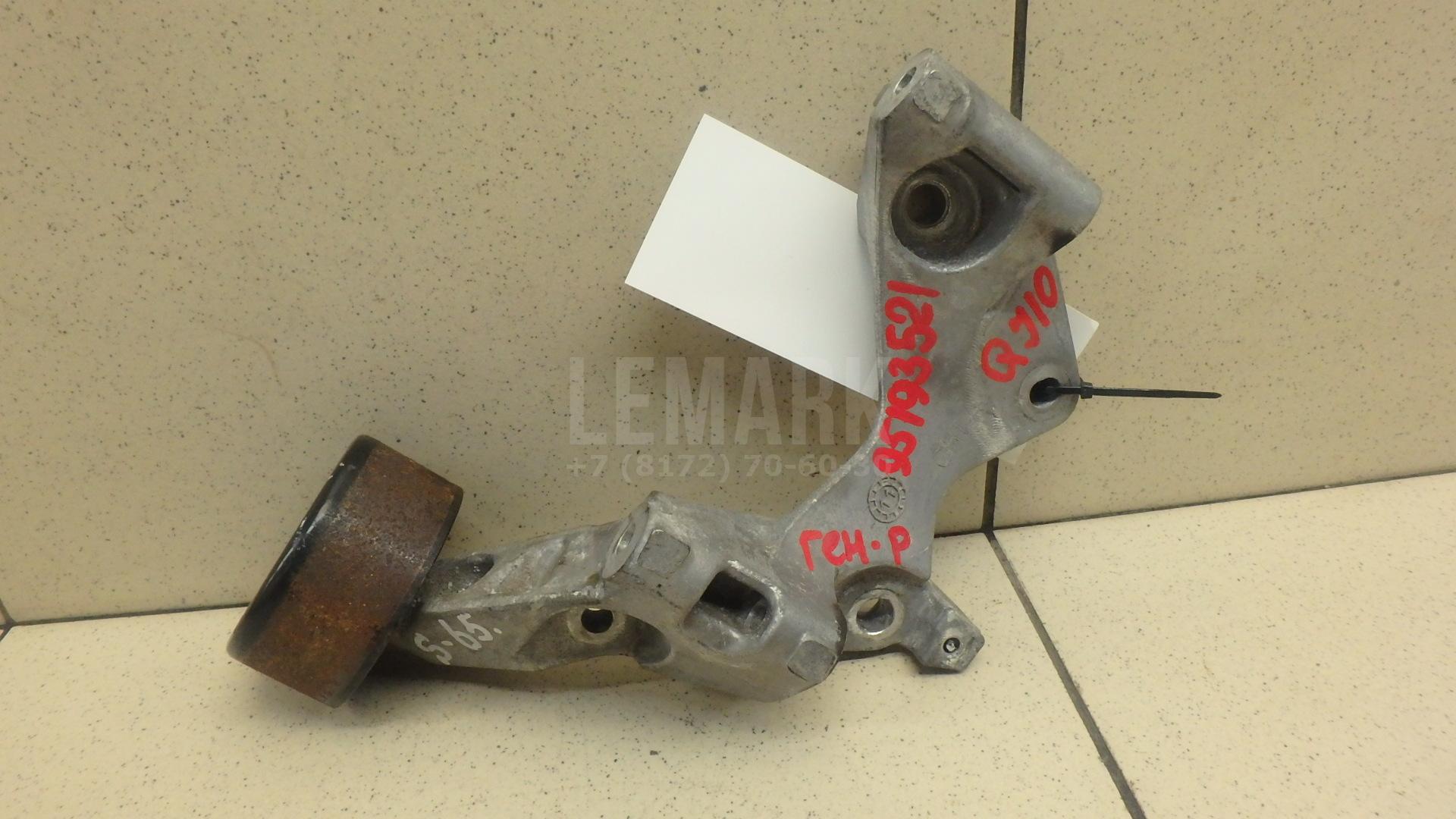 Кронштейн генератора 11710BB00A Nissan