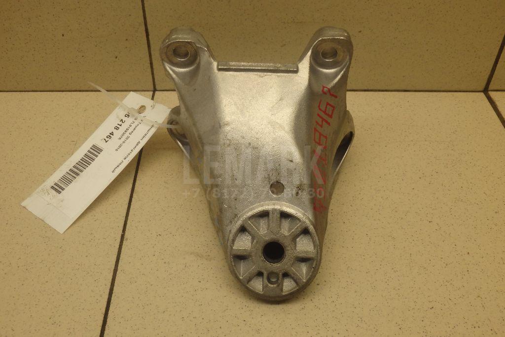 Кронштейн двигателя левый 7L8199307K VAG