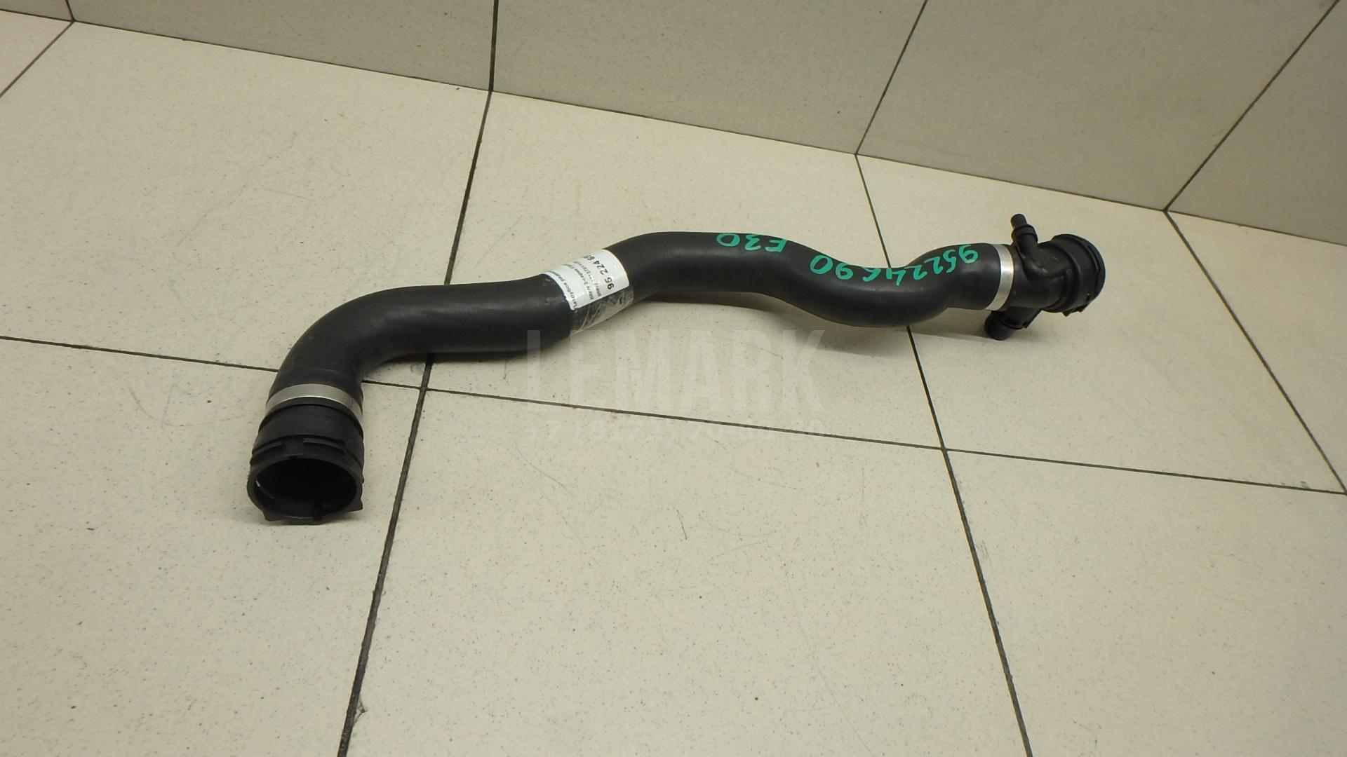 Патрубок радиатора для  BMW X1 F48 2014-2022