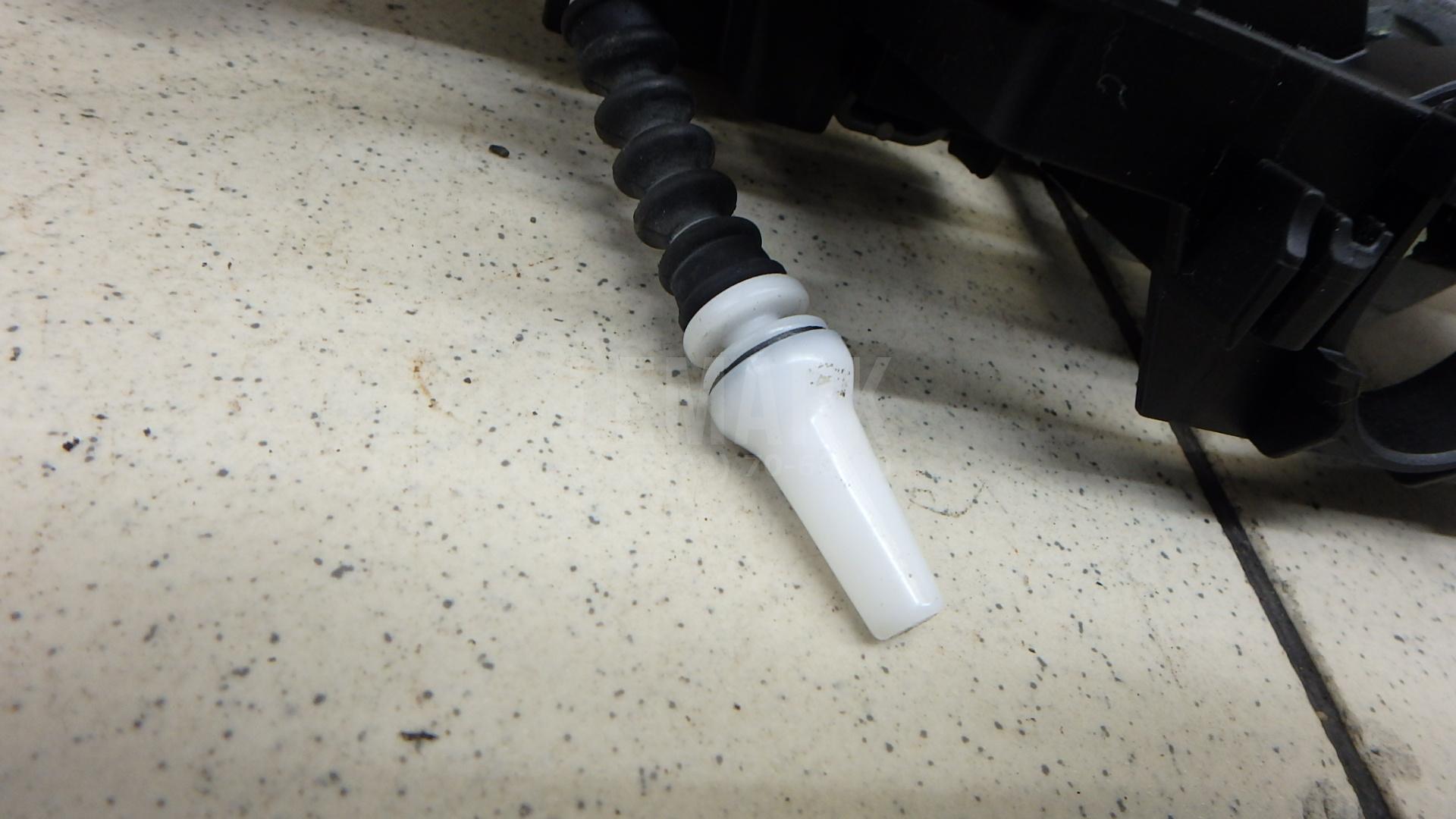 Кронштейн ручки для  BMW X6 E71 2008-2014