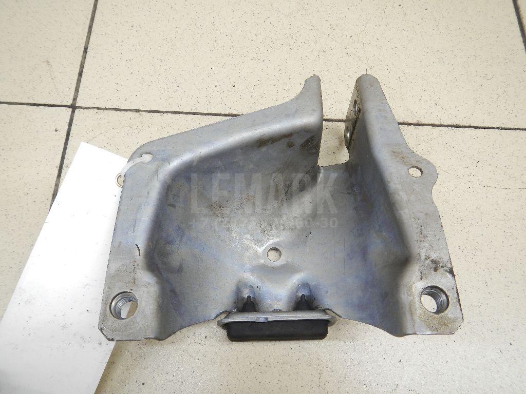 Кронштейн опоры двигателя для  BMW X3 E83 2004-2010
