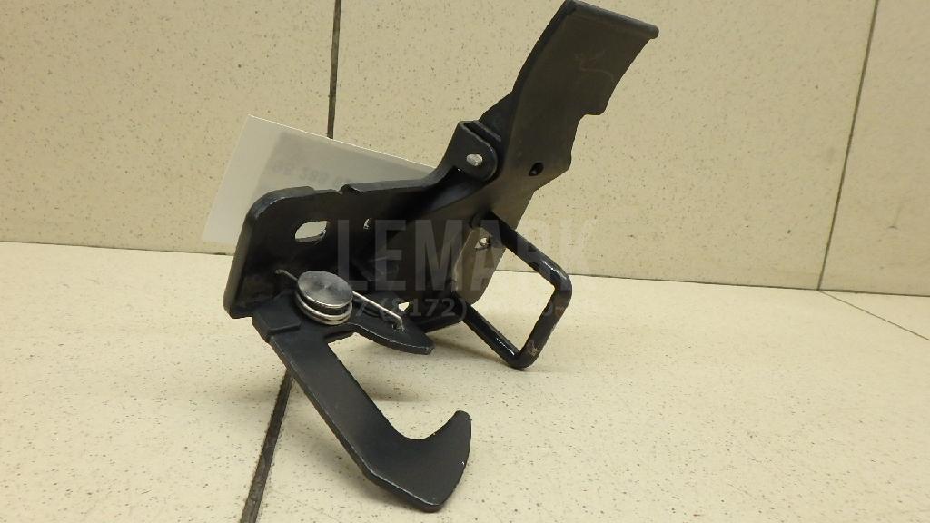 Крючок капота для  Astra HD 8 2005-2011