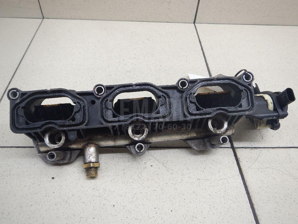 Коллектор впускной для  Audi V8 1988-1994