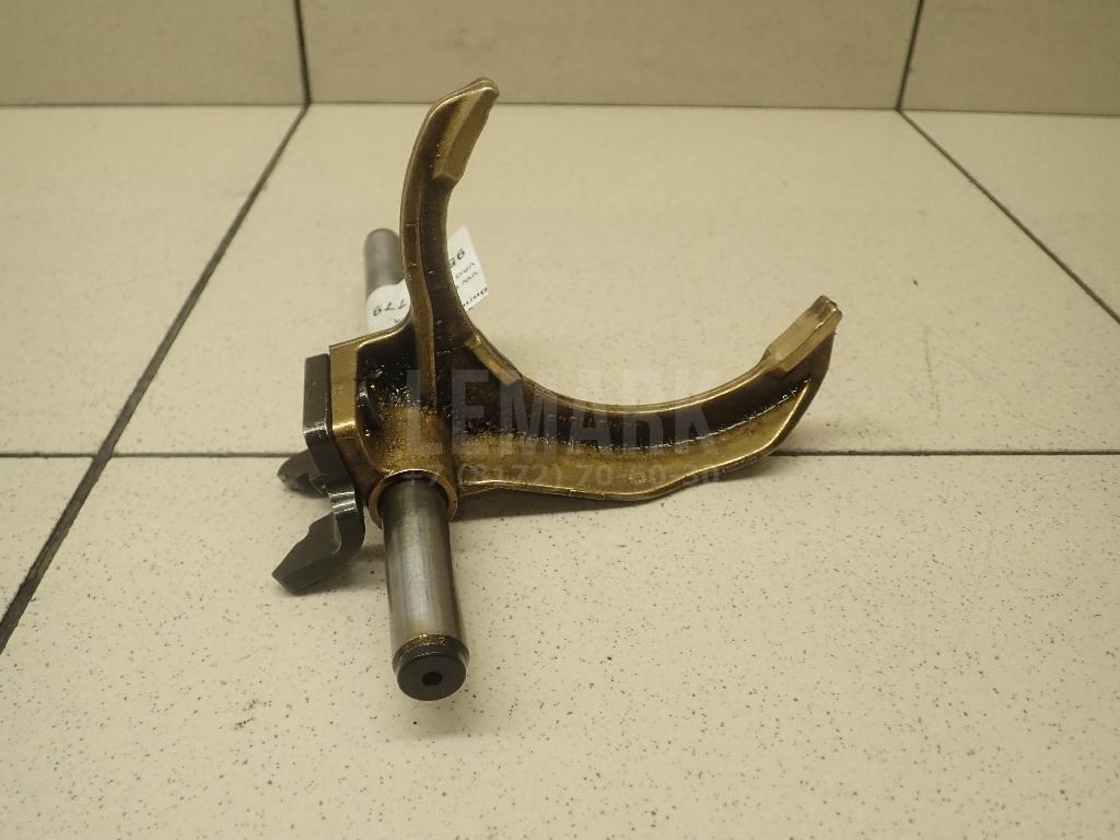 Вилка включения передачи 02M311549M VAG