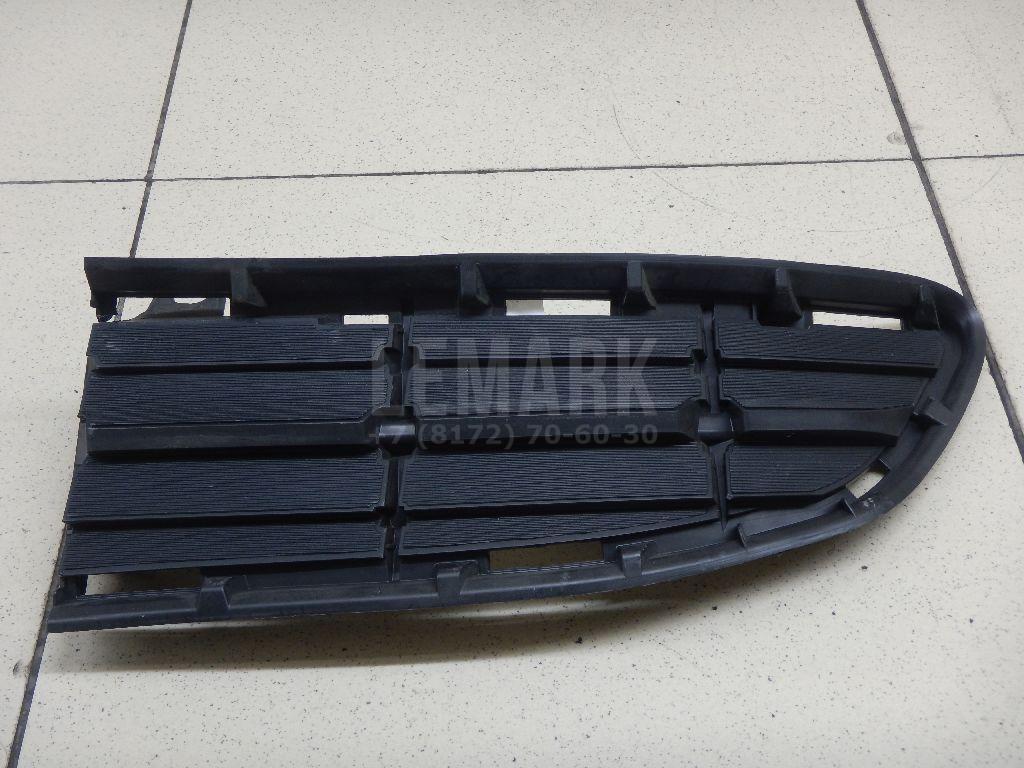 Решетка в бампер правая 5312742040 Toyota