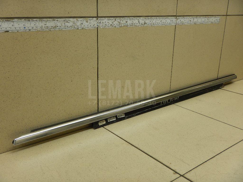 Накладка стекла переднего левого для  BMW 4-serie F32/F33/F82 2012-2020