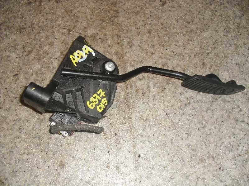 Педаль газа 9158011 GM