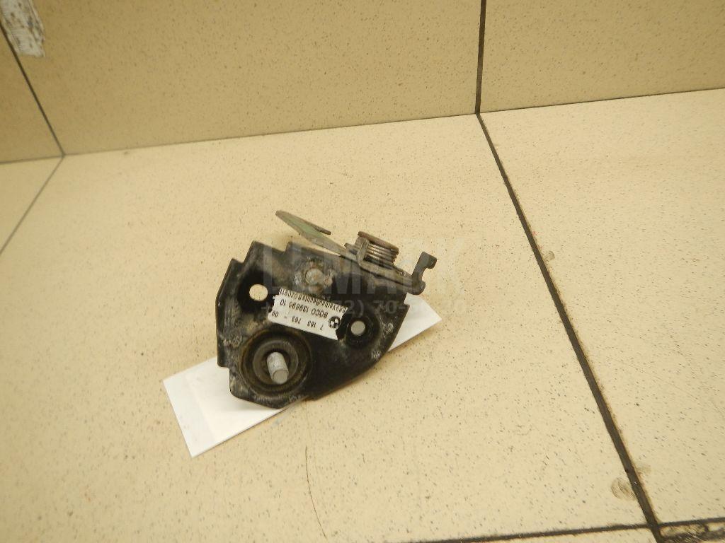 Крючок капота для  BMW 3-serie F30/F31/F80 2011-2020