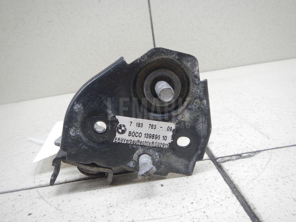 Крючок капота для  BMW 3-serie F30/F31/F80 2011-2020