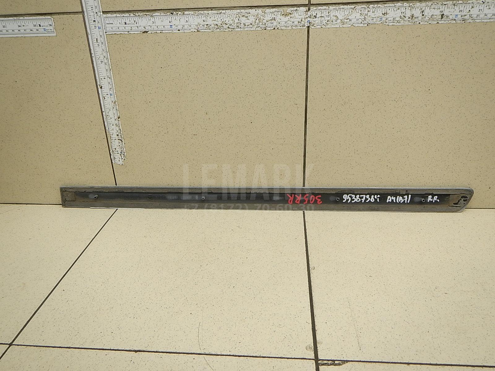 Молдинг задней правой двери для  BMW 1-serie F20/F21 2011-2019