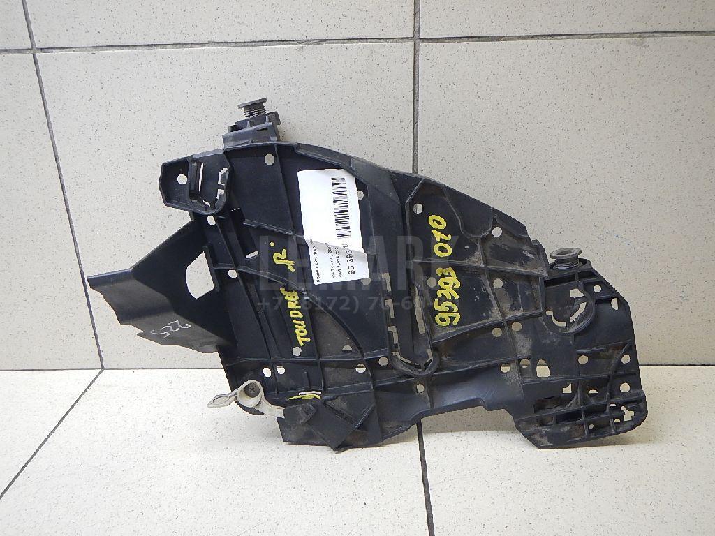 Кронштейн фар правый 7L6941292 VAG