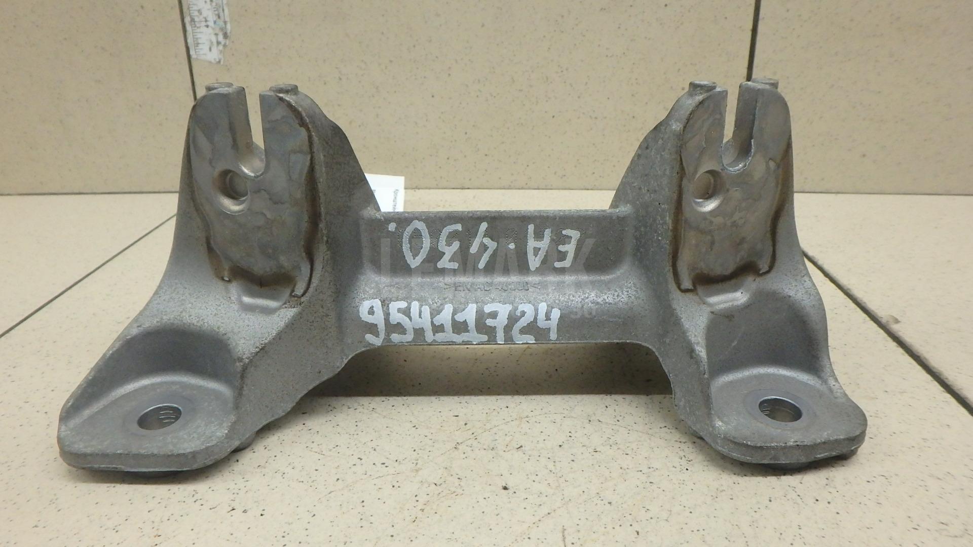 Кронштейн КПП для  BMW 6-serie F12/F13 2010-2017