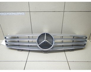 Решетка радиатора для Mercedes Benz W219 CLS 2004-2010 с разбора состояние отличное