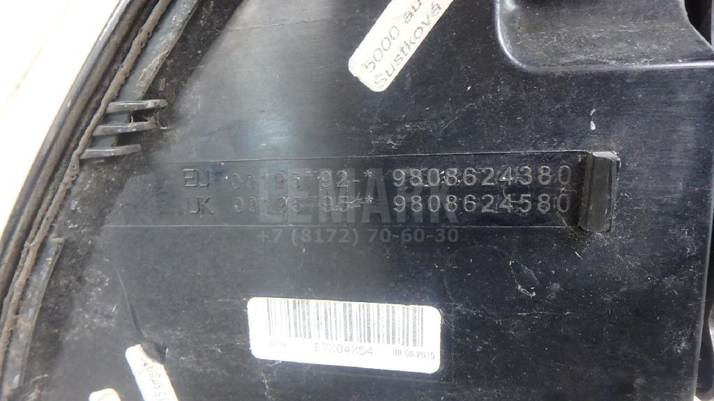 Фонарь задний наружный правый для  Ford C-MAX 2010-2019