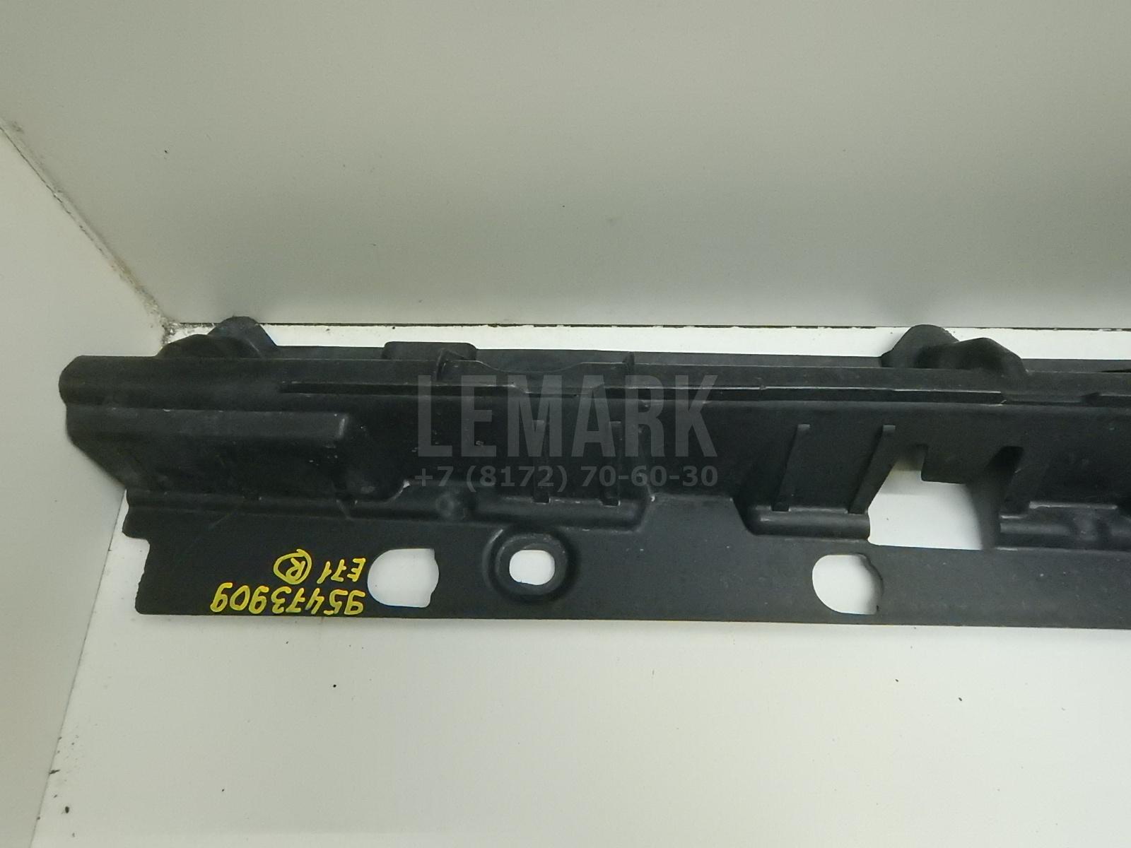 Кронштейн подножки для  BMW 3-serie E46 1998-2005