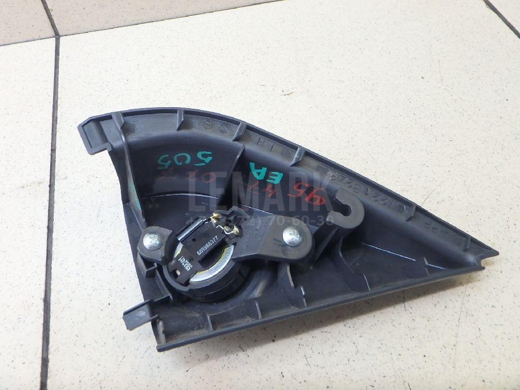 Крышка зеркала внутренняя левая для  Audi V8 1988-1994
