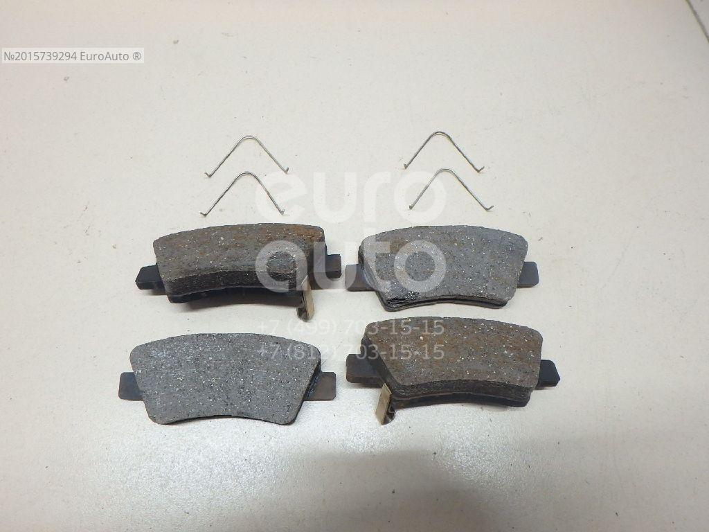 КОМПЛЕКТ ТОРМОЗНЫХ КОЛОДОК С НАКЛАДКАМИ (4ШТ) HYUNDAI-KIA 58302K0A10