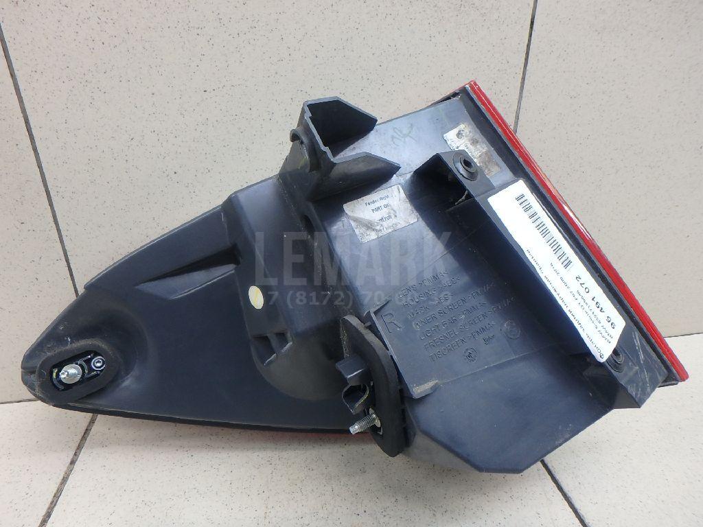 Фонарь задний наружный правый для  Acura MDX 2001-2006