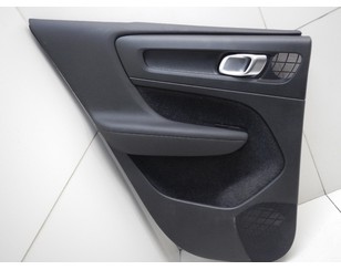 Обшивка двери задней левой для Volvo XC40 2017> БУ состояние удовлетворительное