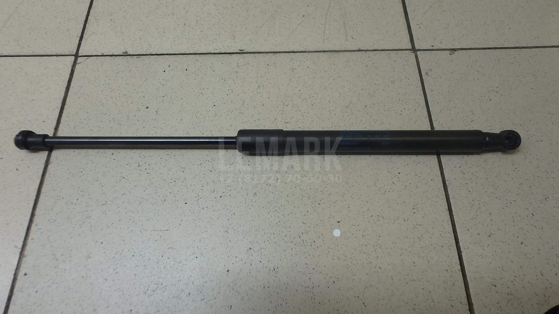 Амортизатор крышки багажника 3T5827552 VAG