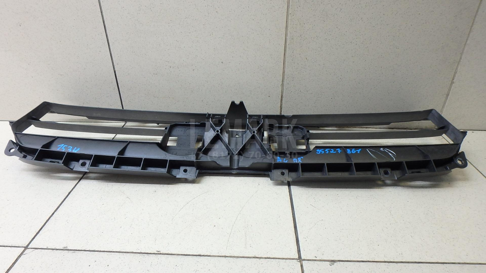 Кронштейн решетки радиатора для  BMW 4-serie F32/F33/F82 2012-2020