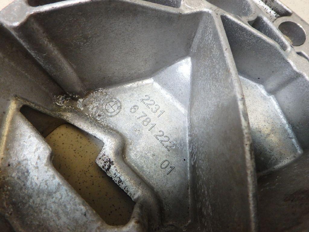 Кронштейн КПП для  BMW 1-serie E87/E81 2004-2011