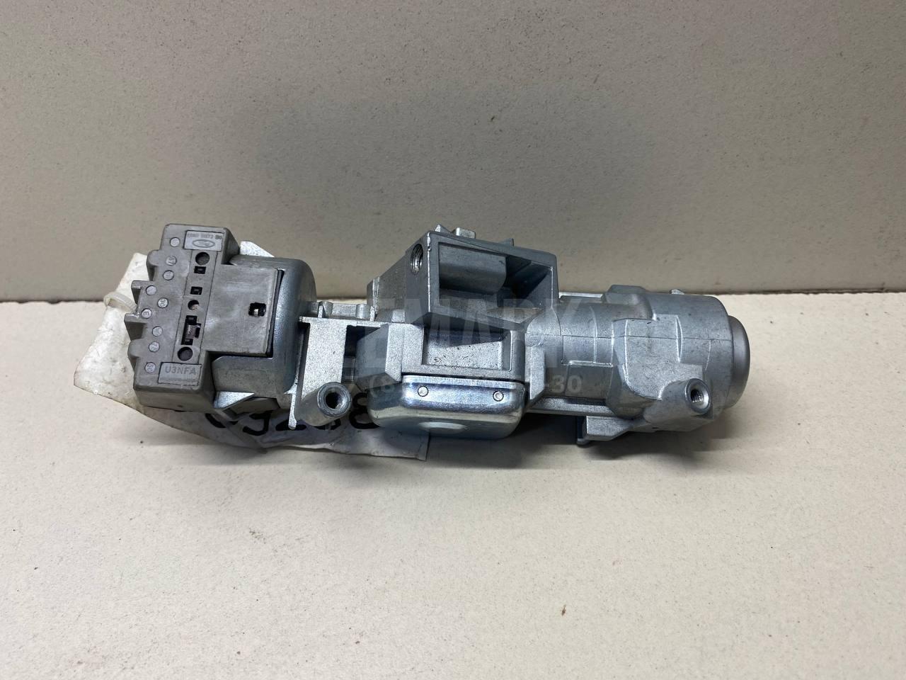 Замок зажигания 3M513F880AD Ford