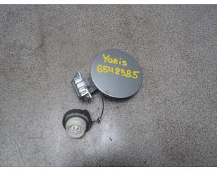 Лючок бензобака для Toyota Yaris 2005-2011 б/у состояние отличное