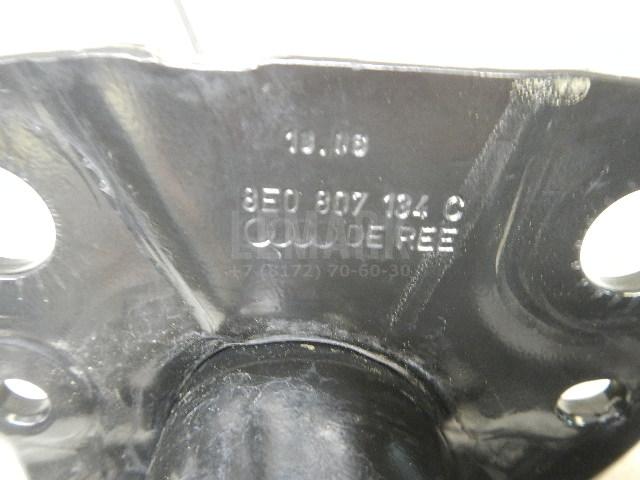 Кронштейн усилителя переднего бампера правый для  Audi A6 [C6,4F] 2004-2011