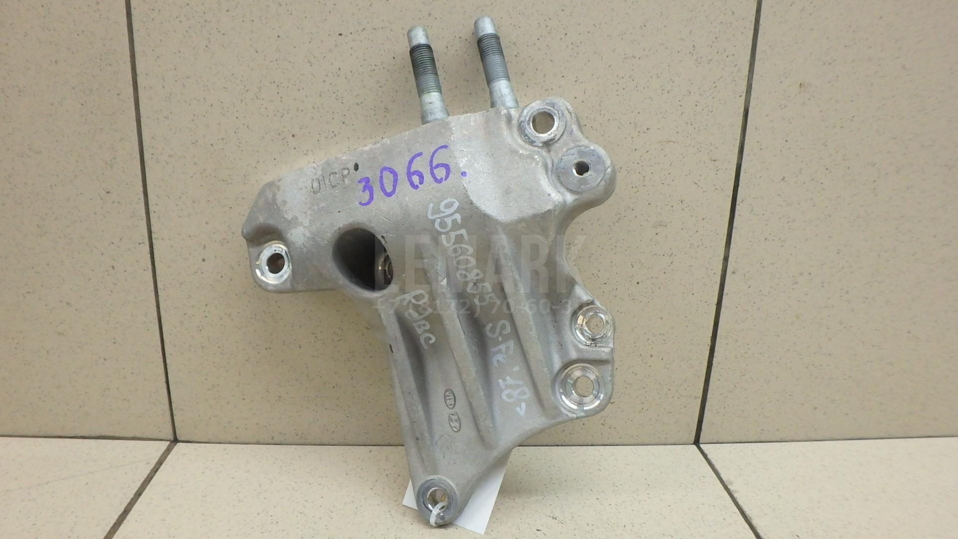 Кронштейн двигателя 216702GGB1 Hyundai-Kia