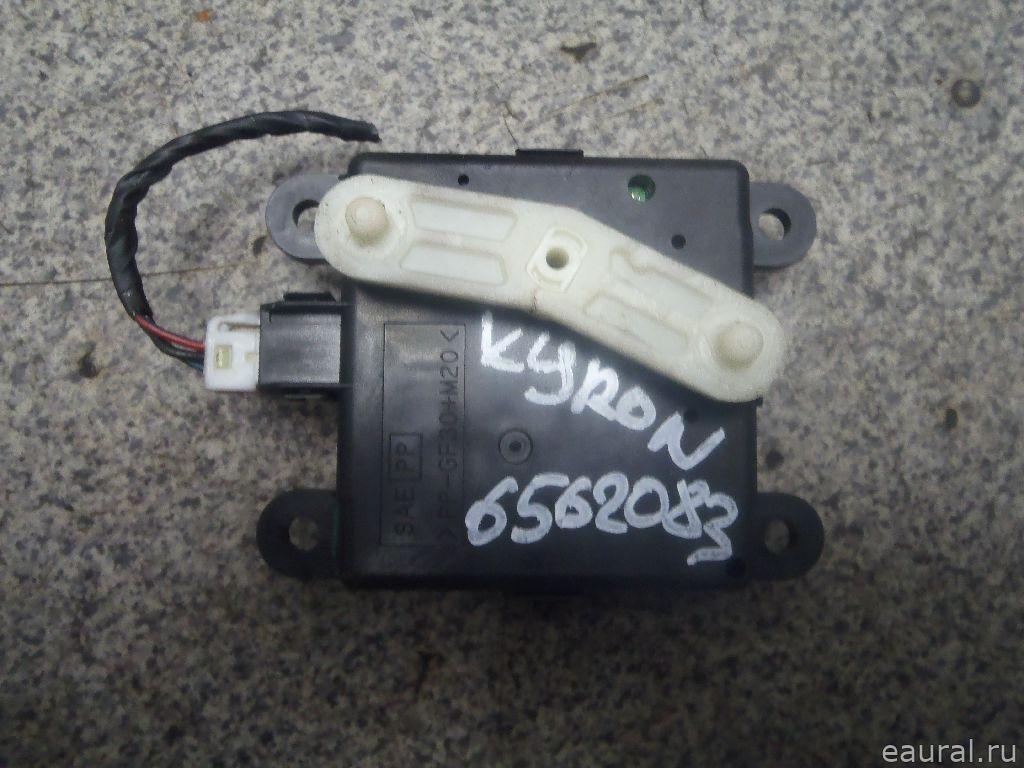 Моторчик заслонки отопителя